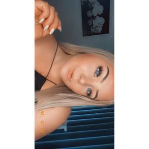 Meet your Posher, Haylee